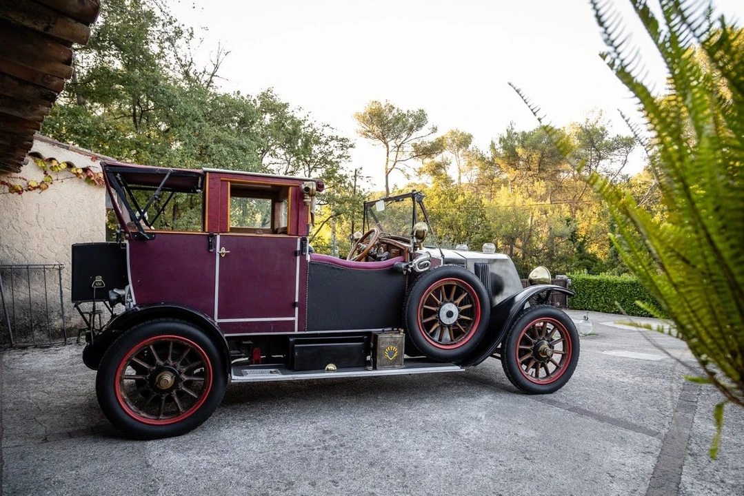 1923 Renault - Image 10 of 30