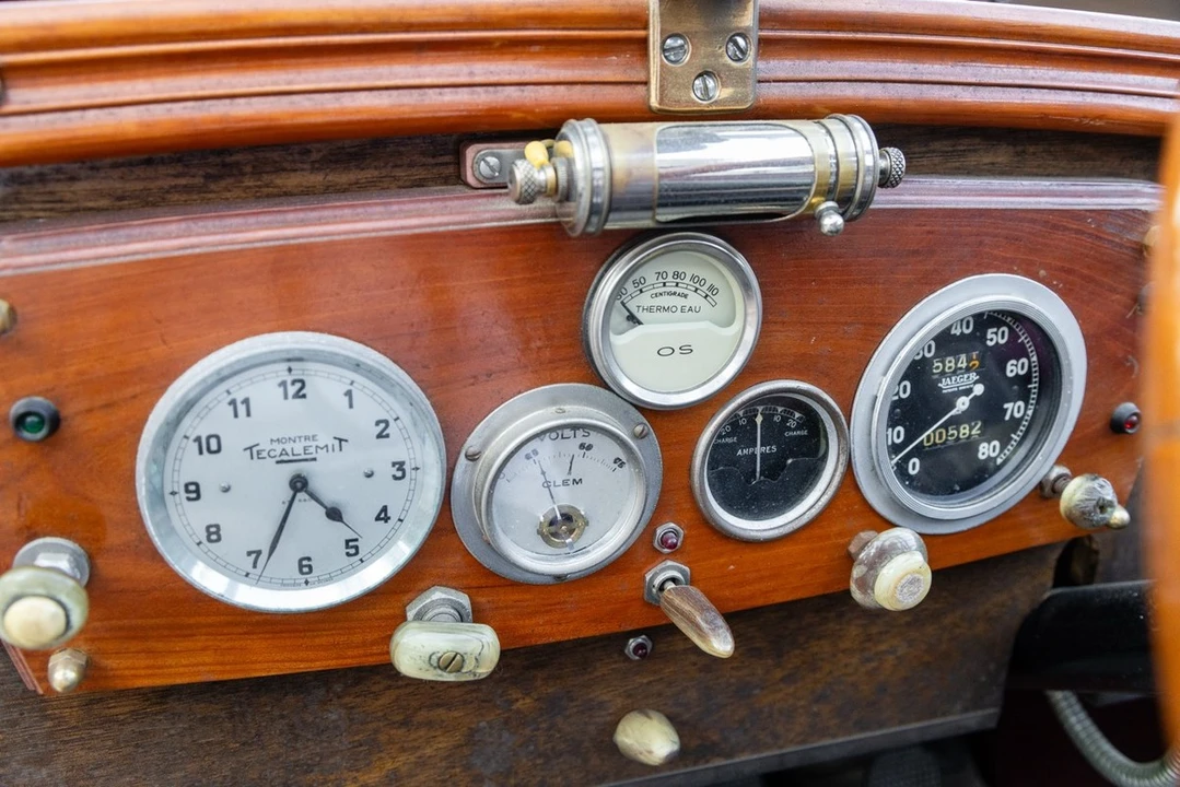1923 Renault - Image 23 of 30