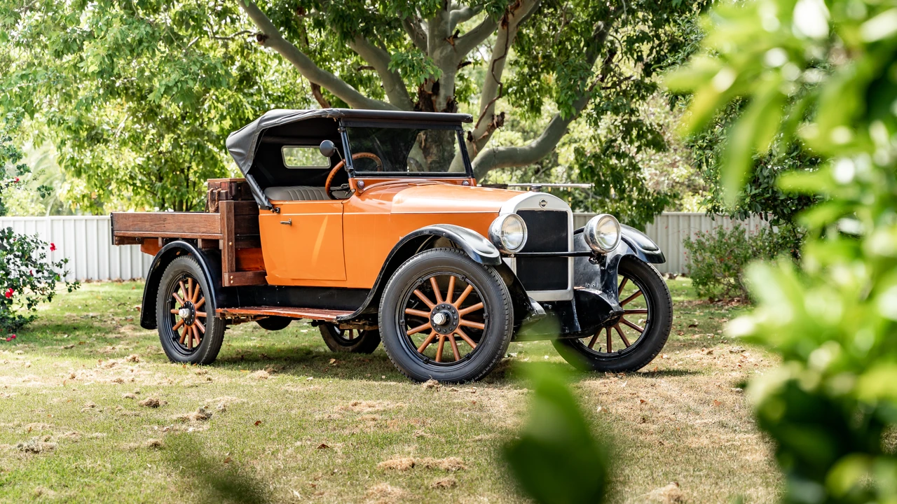 1923 Studebaker - Image 11 of 31