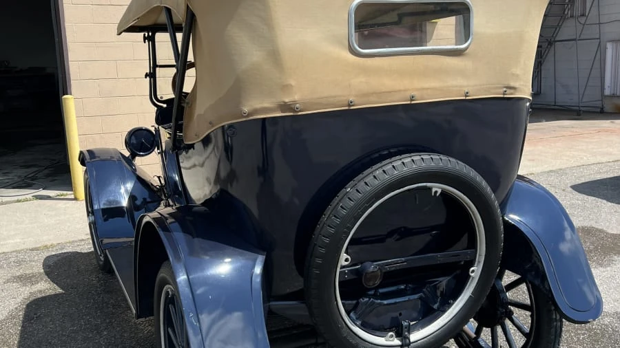 1923 Willys - Image 2 of 4