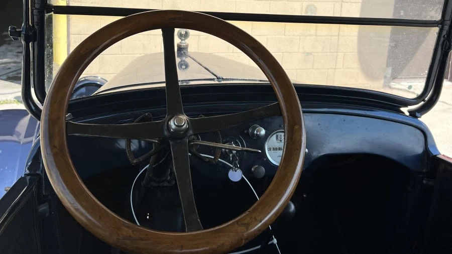 1923 Willys - Image 3 of 4