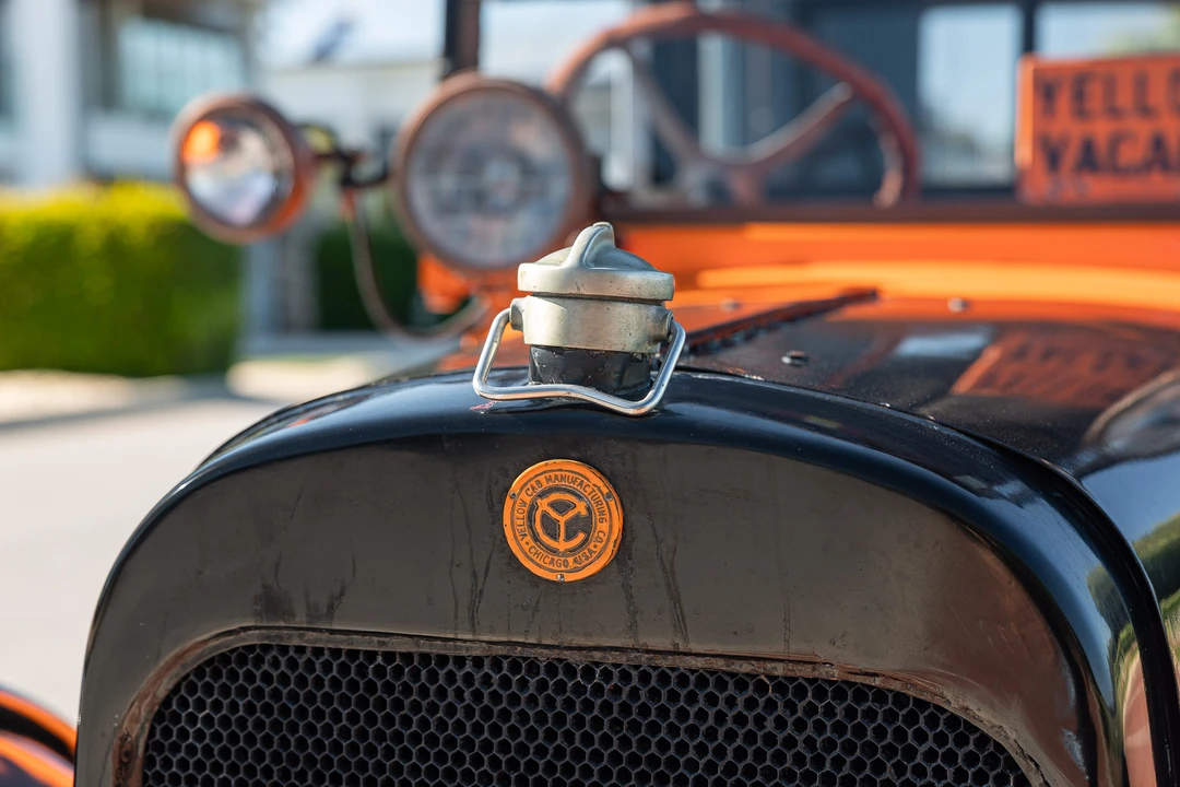 1923 Checker - Image 11 of 31