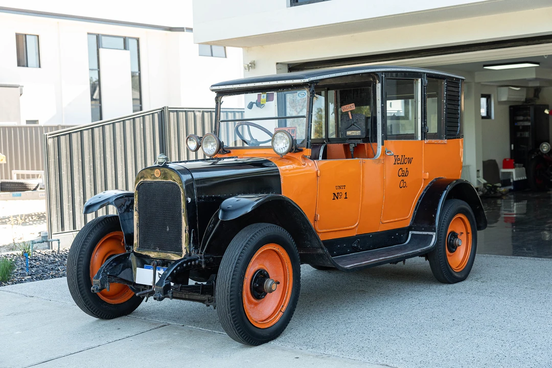 1923 Checker - Image 9 of 31