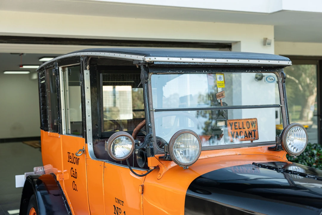 1923 Checker - Image 22 of 31