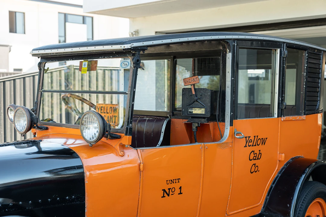 1923 Checker - Image 25 of 31