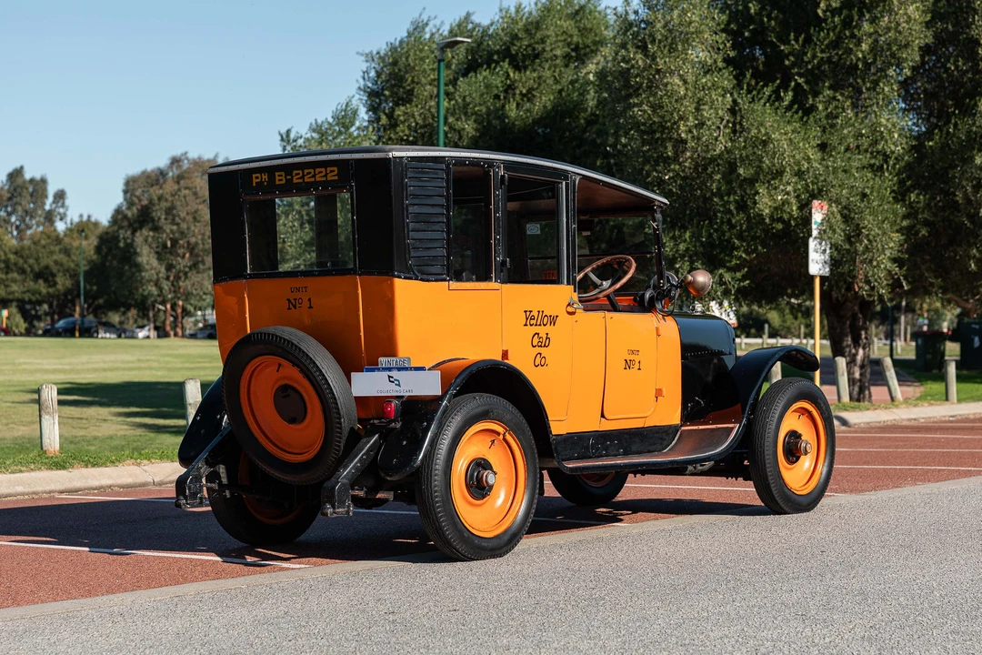 1923 Checker - Image 5 of 31