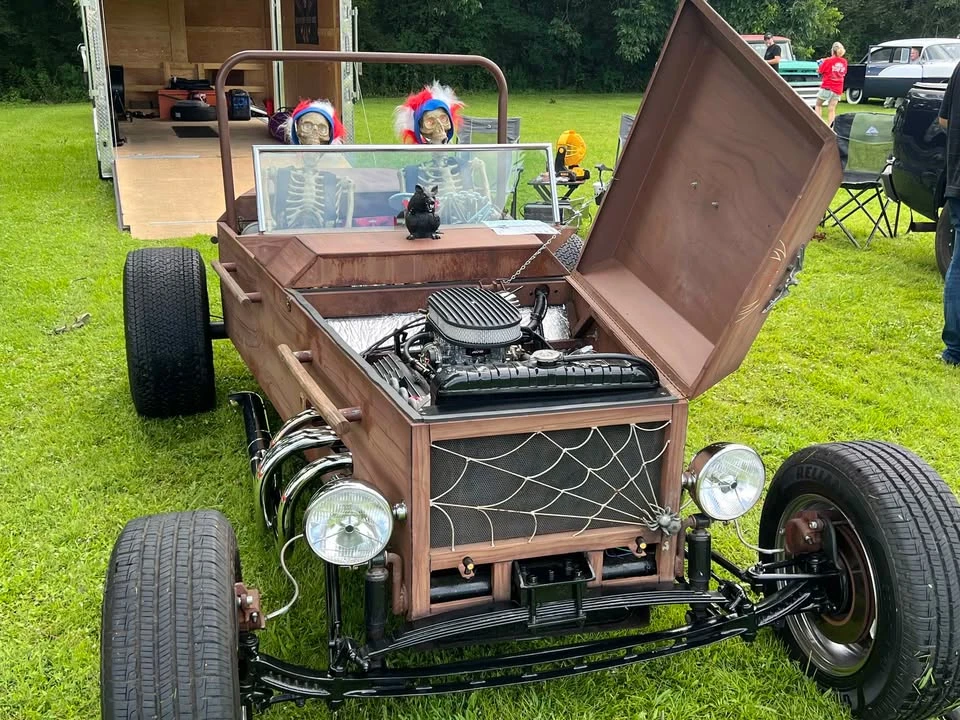 1923 Ford Model T Pickup & Model TT - Image 6 of 10