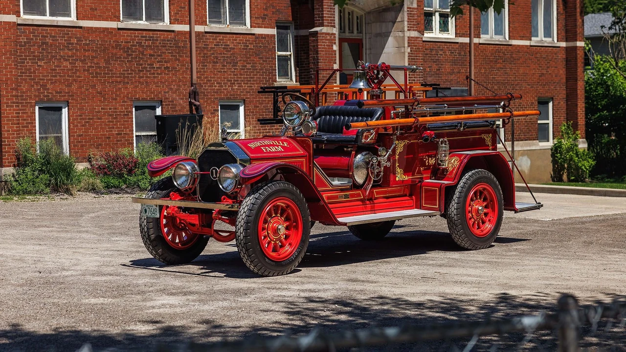 1924 American LaFrance - Image 31 of 31
