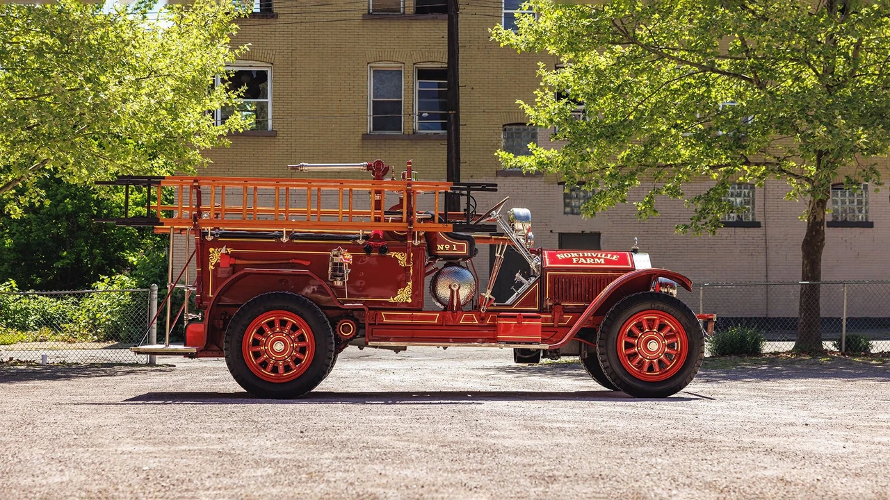 1924 American LaFrance - Image 25 of 31