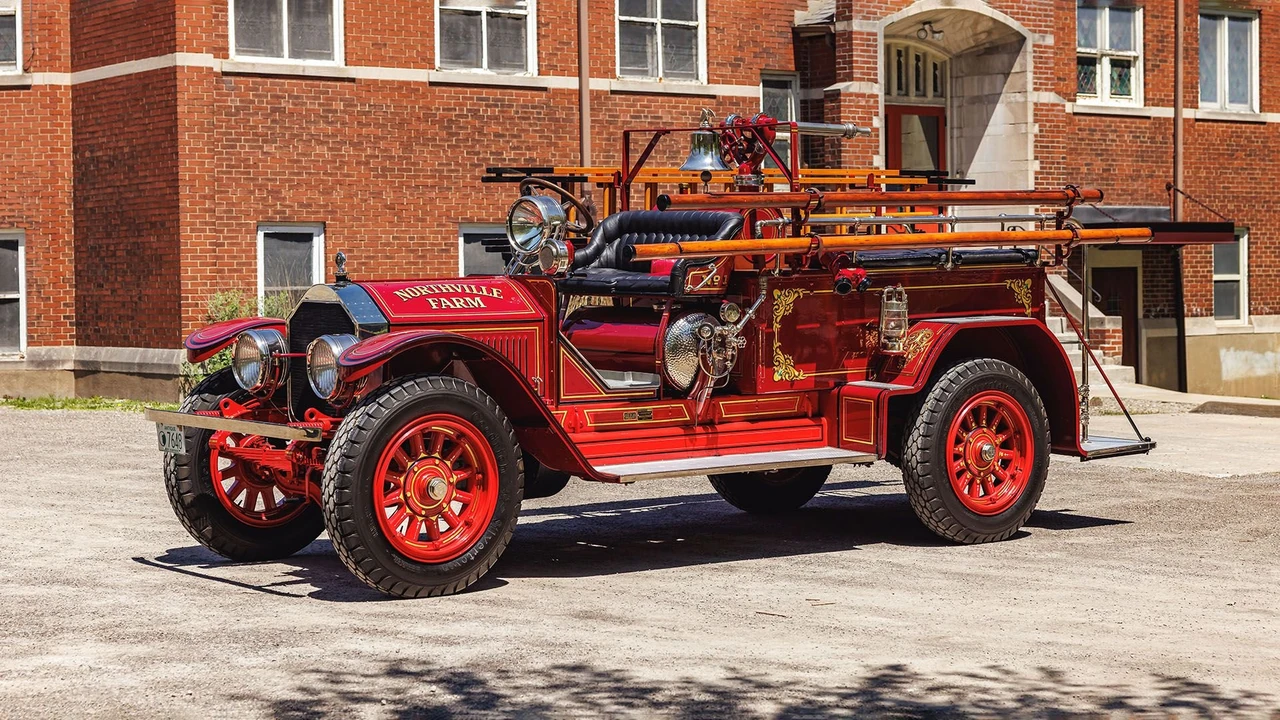 1924 American LaFrance - Image 30 of 31