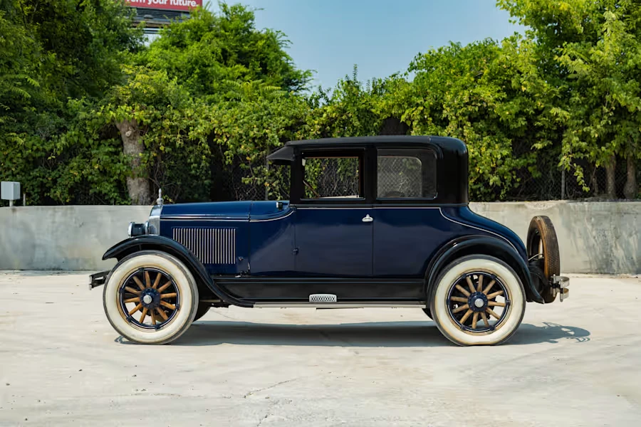 1924 Buick - Image 2 of 30