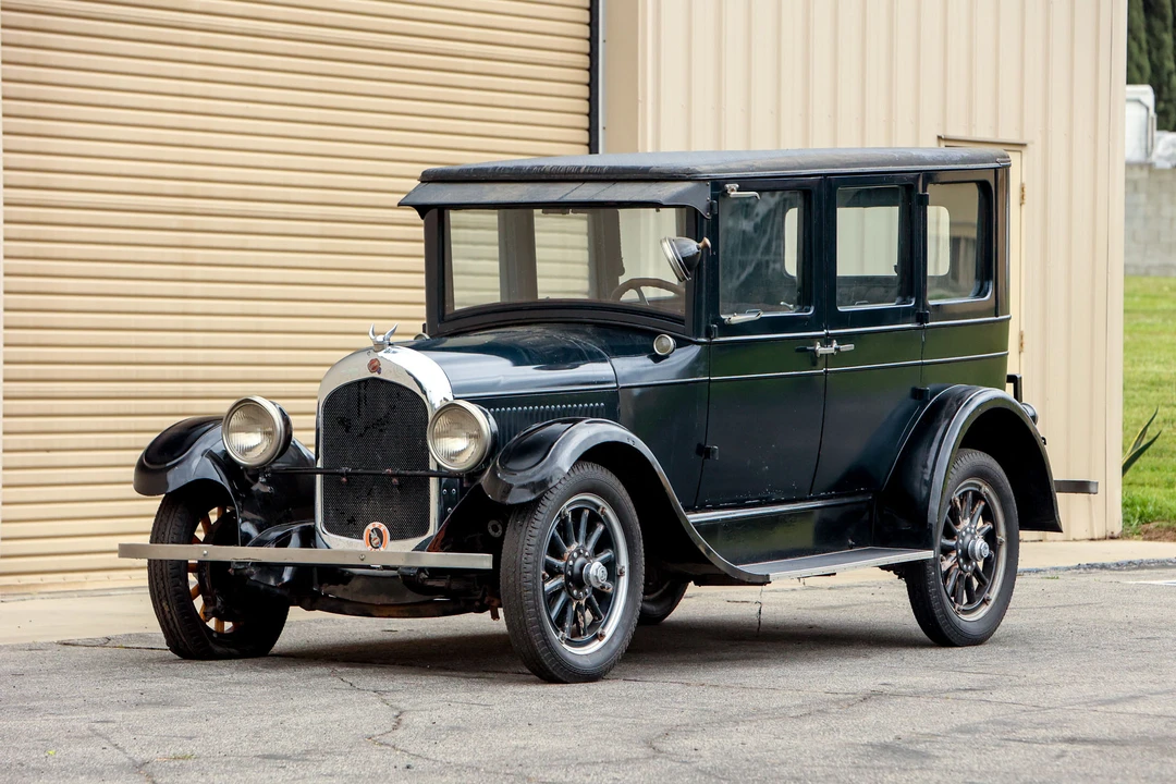 1924 Chrysler - Image 2 of 31