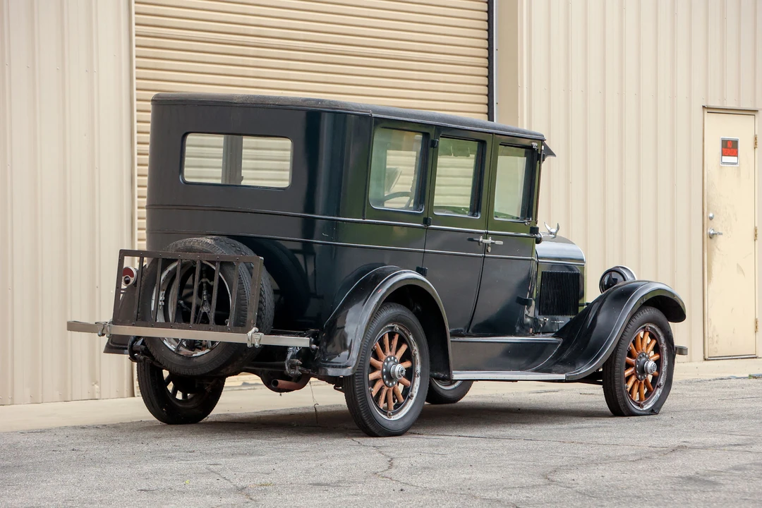 1924 Chrysler - Image 3 of 31
