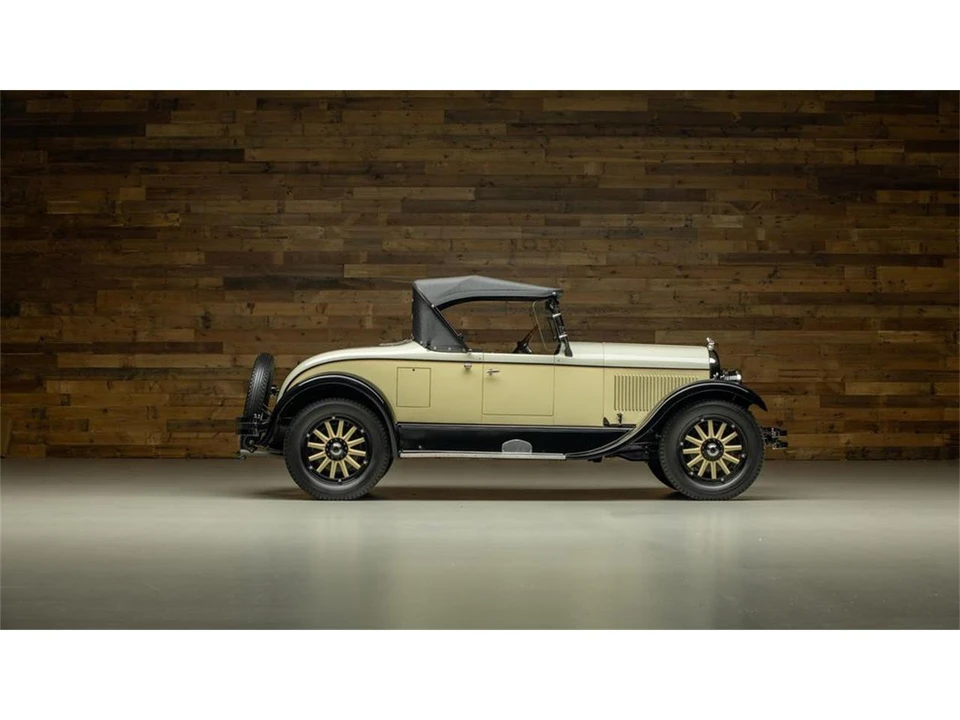 1924 Chrysler - Image 2 of 4