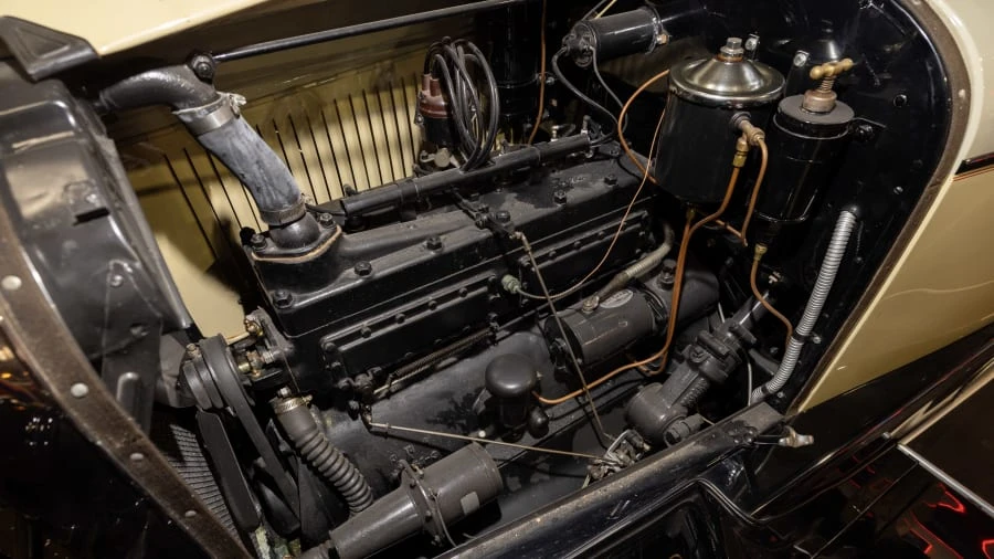 1924 Chrysler - Image 25 of 27