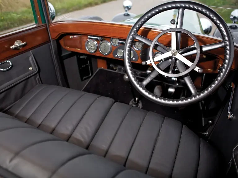 1924 Daimler - Image 3 of 19
