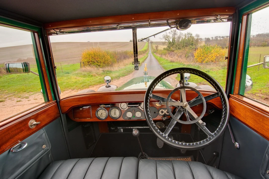 1924 Daimler - Image 17 of 21