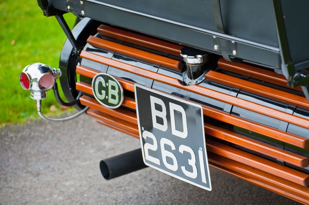 1924 Daimler - Image 4 of 21