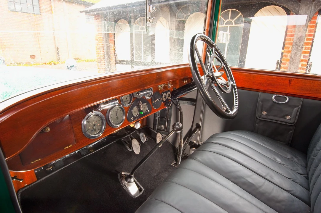 1924 Daimler - Image 18 of 21