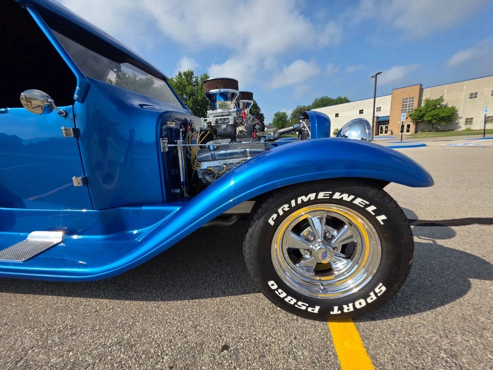 1924 Ford Model A Pickup & Model AA - Image 25 of 31
