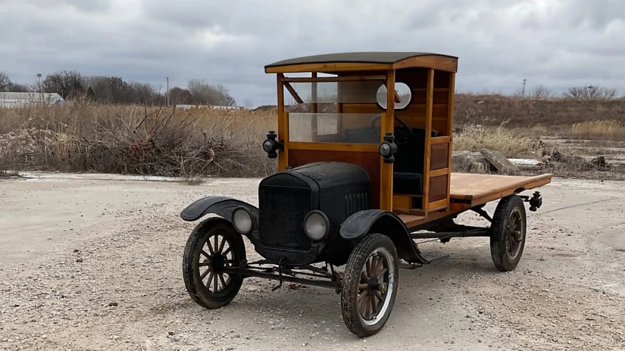 1924 Ford Model T - Image 2 of 12