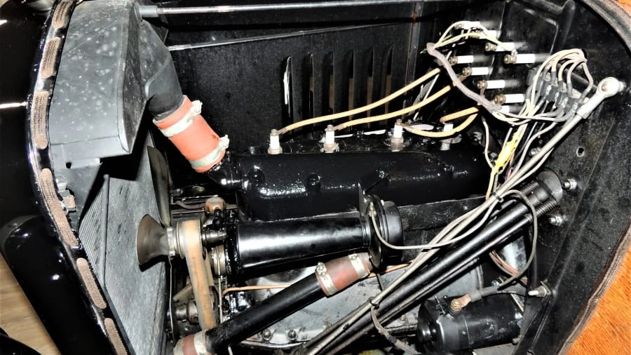 1924 Ford Model T Pickup & Model TT - Image 9 of 31