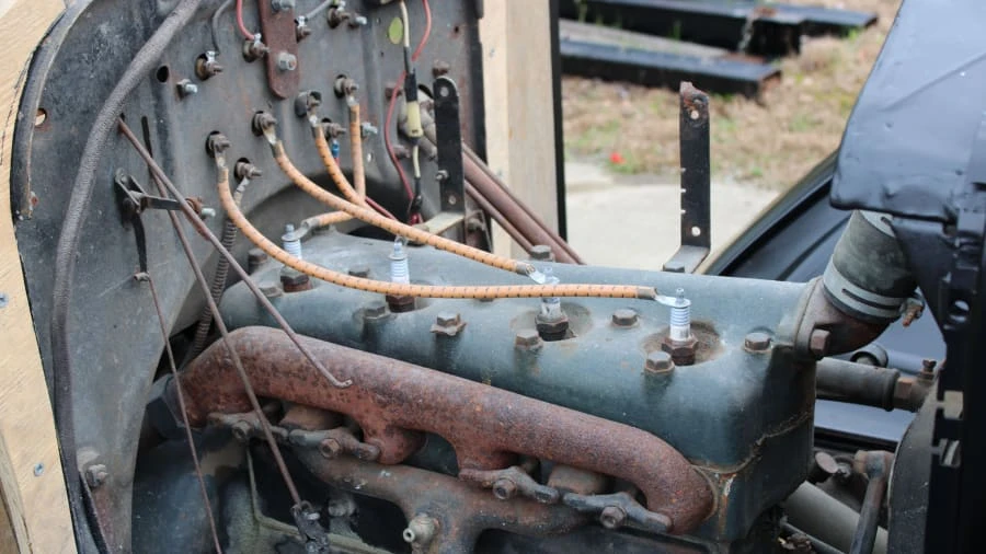 1924 Ford Model T Pickup & Model TT - Image 7 of 9