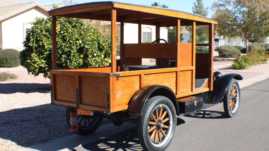 1924 Ford Model T Pickup & Model TT - Image 3 of 8