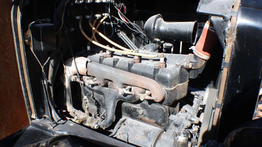 1924 Ford Model T Pickup & Model TT - Image 7 of 8