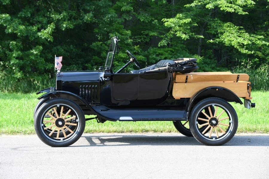 1924 Ford Model T Pickup & Model TT - Image 2 of 31