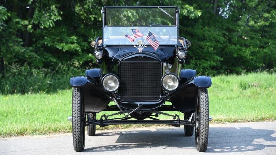 1924 Ford Model T Pickup & Model TT - Image 4 of 31