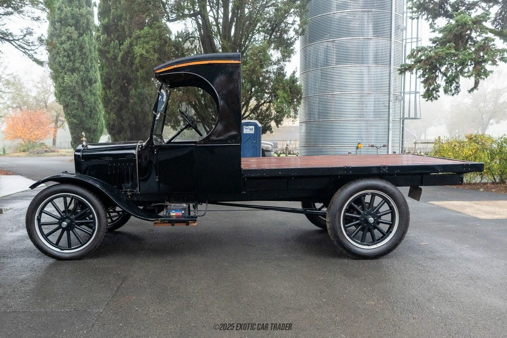 1924 Ford Model T Pickup & Model TT - Image 3 of 12
