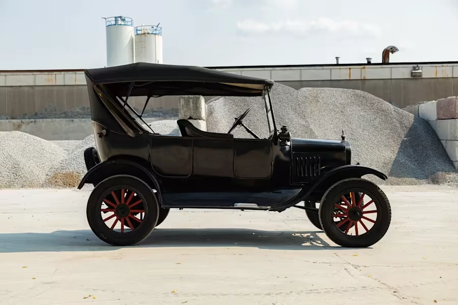1924 Ford Model T - Image 2 of 24
