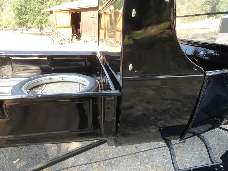 1924 Ford Model T Pickup & Model TT - Image 9 of 31