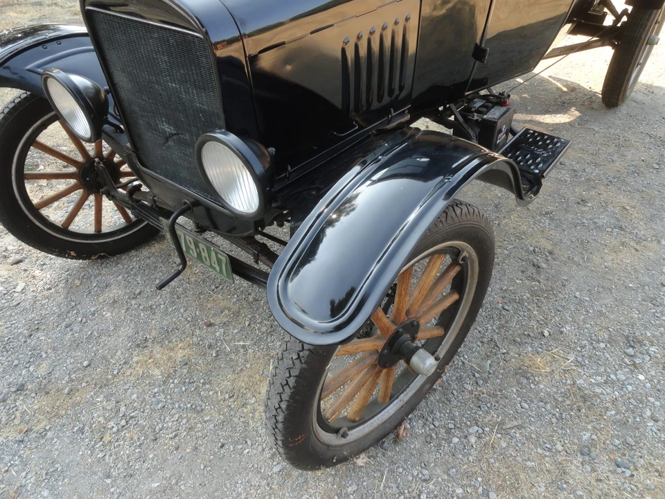 1924 Ford Model T Pickup & Model TT - Image 26 of 31