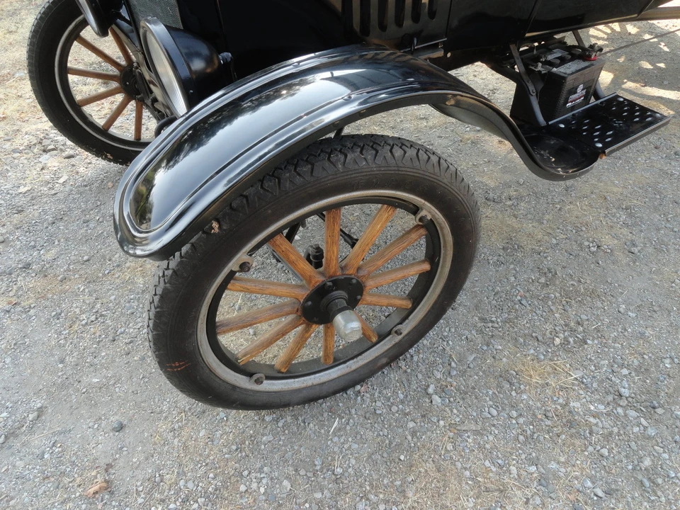 1924 Ford Model T Pickup & Model TT - Image 25 of 31