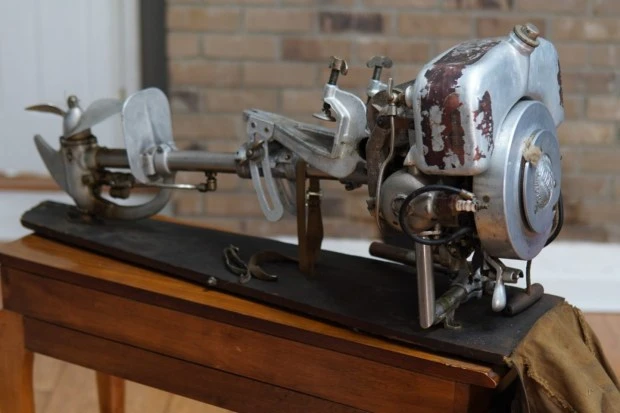 1924 Parts & Memorabilia Engines - Image 2 of 6