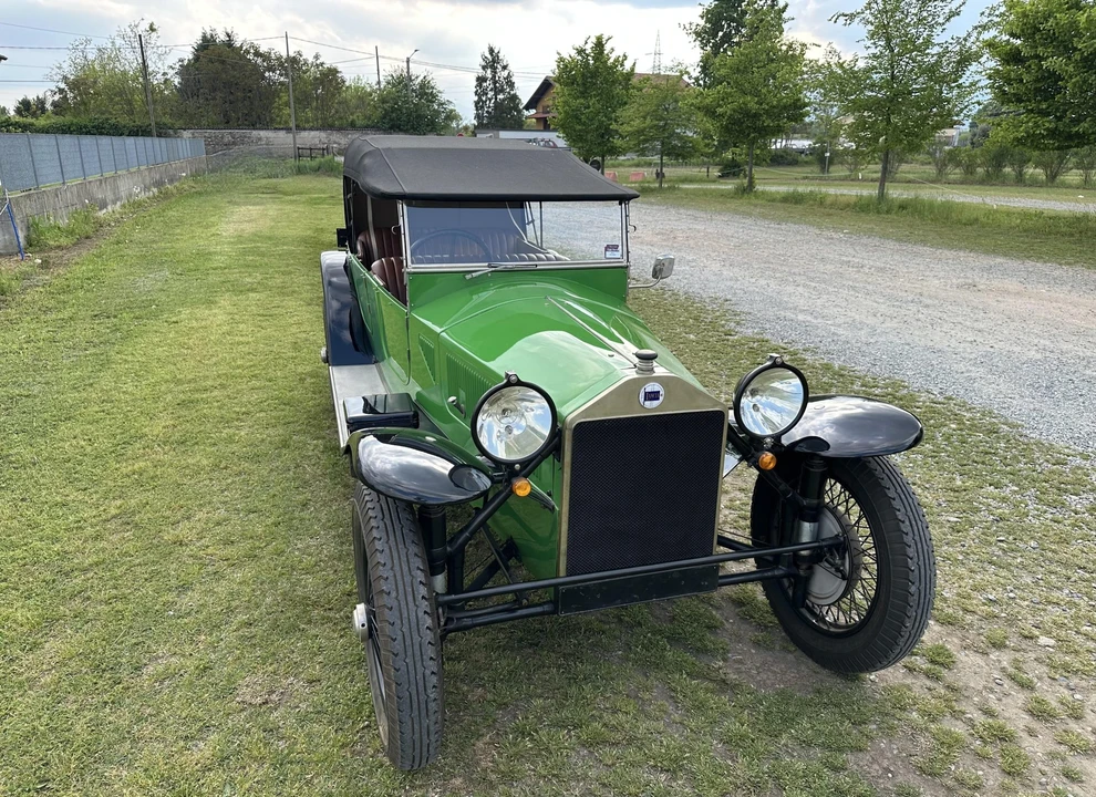 1924 Lancia - Image 5 of 31