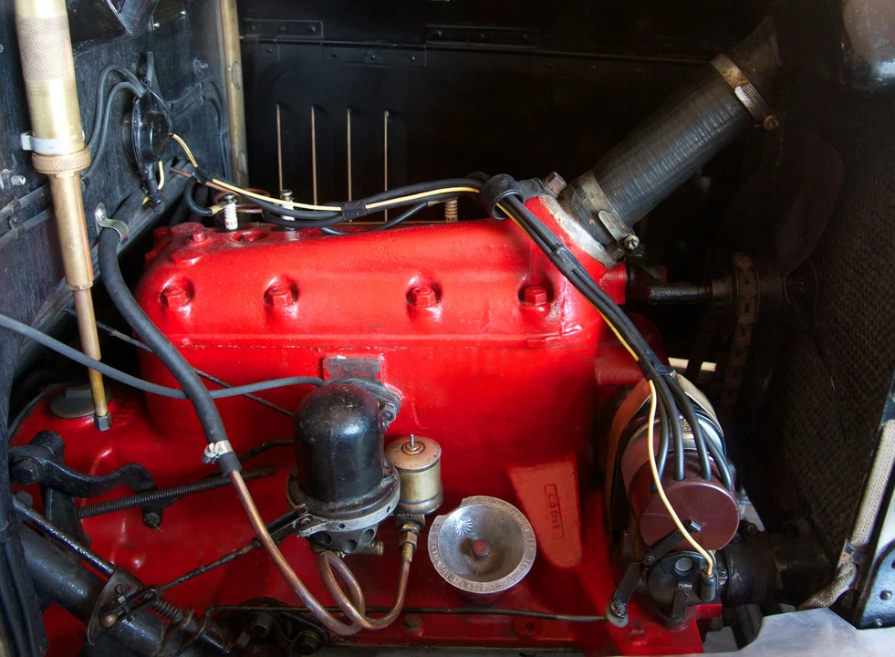 1924 Morris - Image 2 of 14