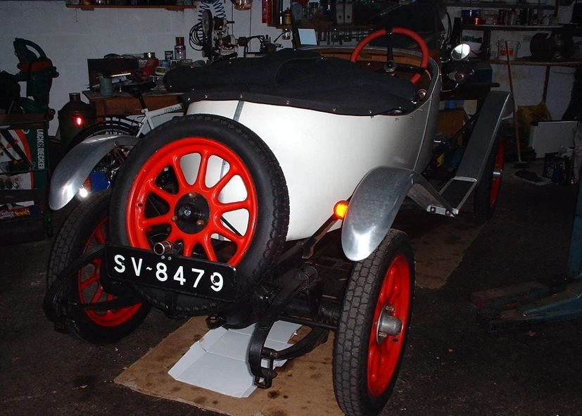 1924 Morris - Image 3 of 4