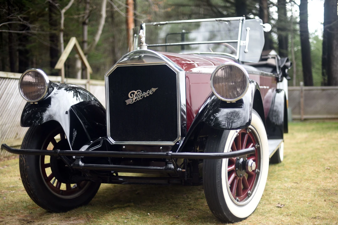 1924 Pierce-Arrow - Image 13 of 31