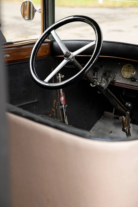 1924 Renault - Image 6 of 18