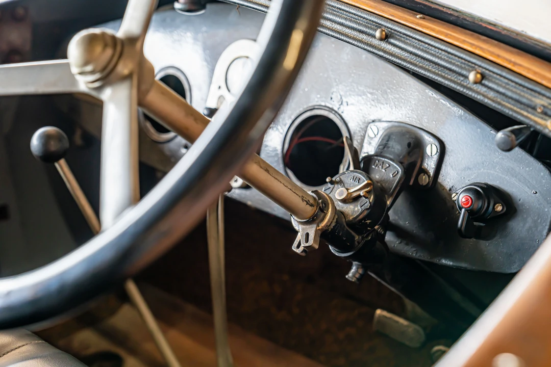 1924 Renault - Image 16 of 30