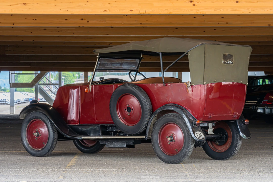 1924 Renault - Image 6 of 30