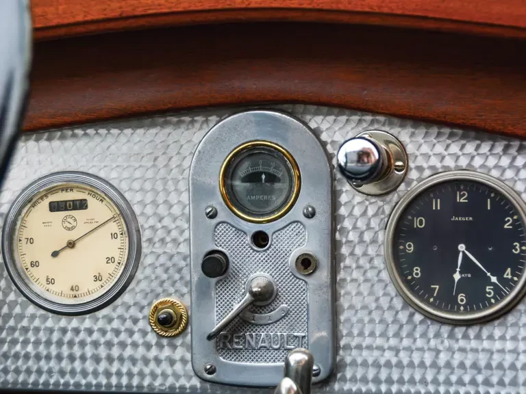 1924 Renault - Image 11 of 16