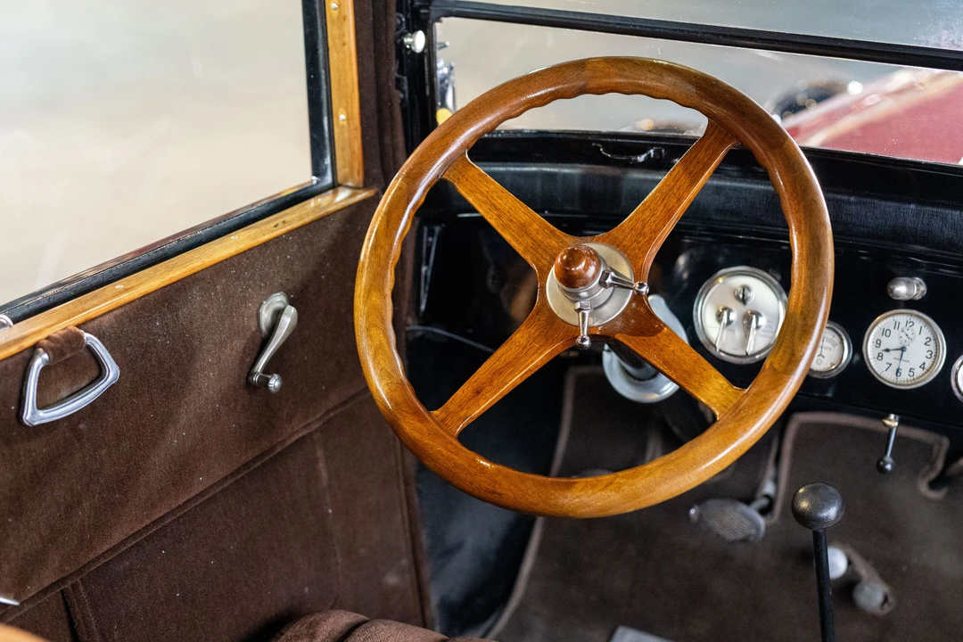 1924 Studebaker President - Image 11 of 20