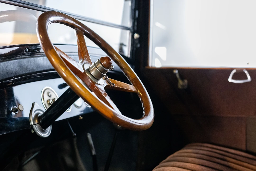 1924 Studebaker President - Image 13 of 20