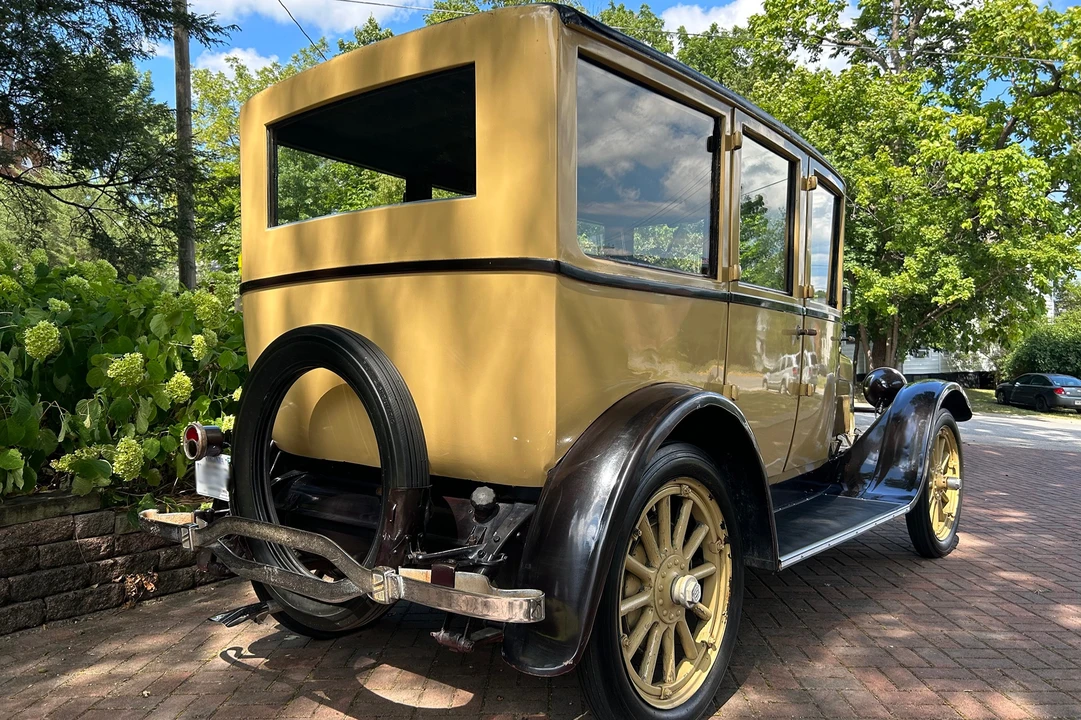 1924 Studebaker - Image 8 of 31