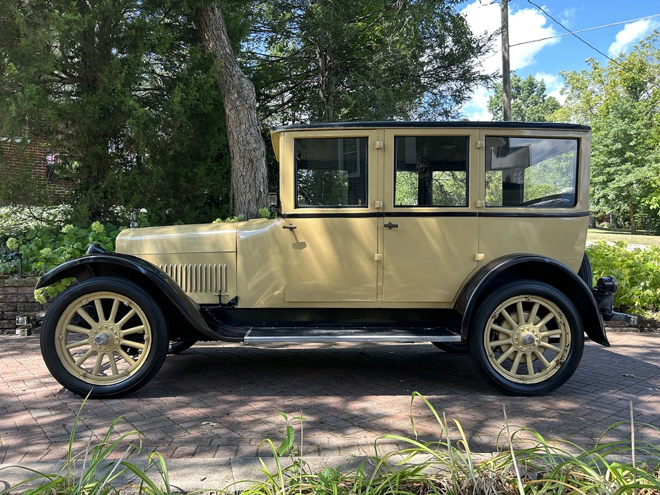 1924 Studebaker - Image 6 of 31