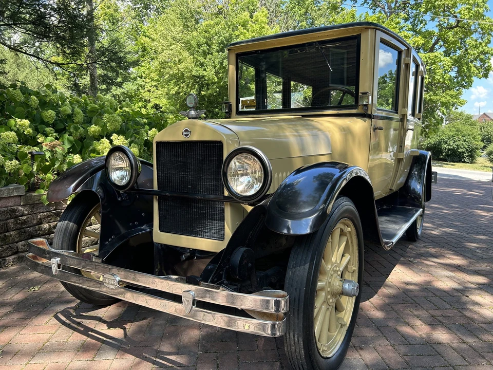 1924 Studebaker - Image 2 of 31